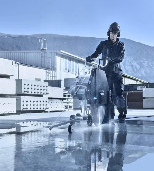 Řezání asfaltu a betonu